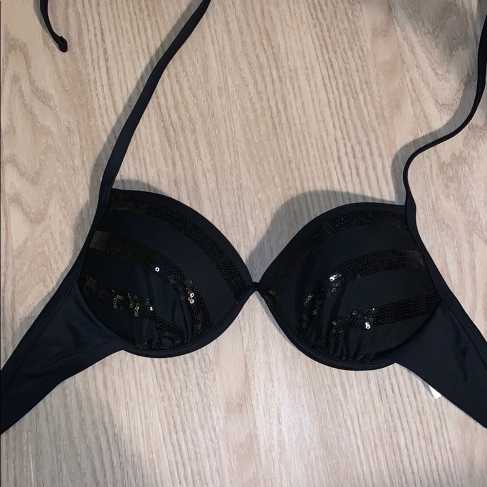 Bikini top
